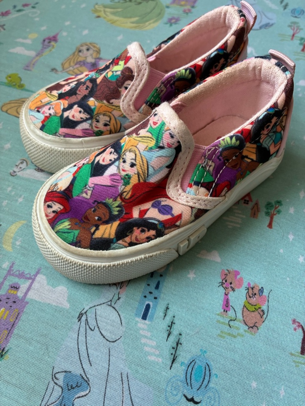 Girls' Pink Character-Print Slip-On Sneakers
